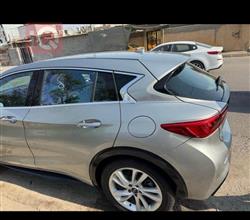 انفنتي QX30